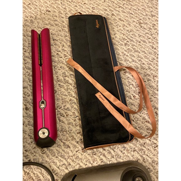 【SOLD】Dyson Corrale Hair Straightener Fushia pink with storage box - Picture 11 of 12